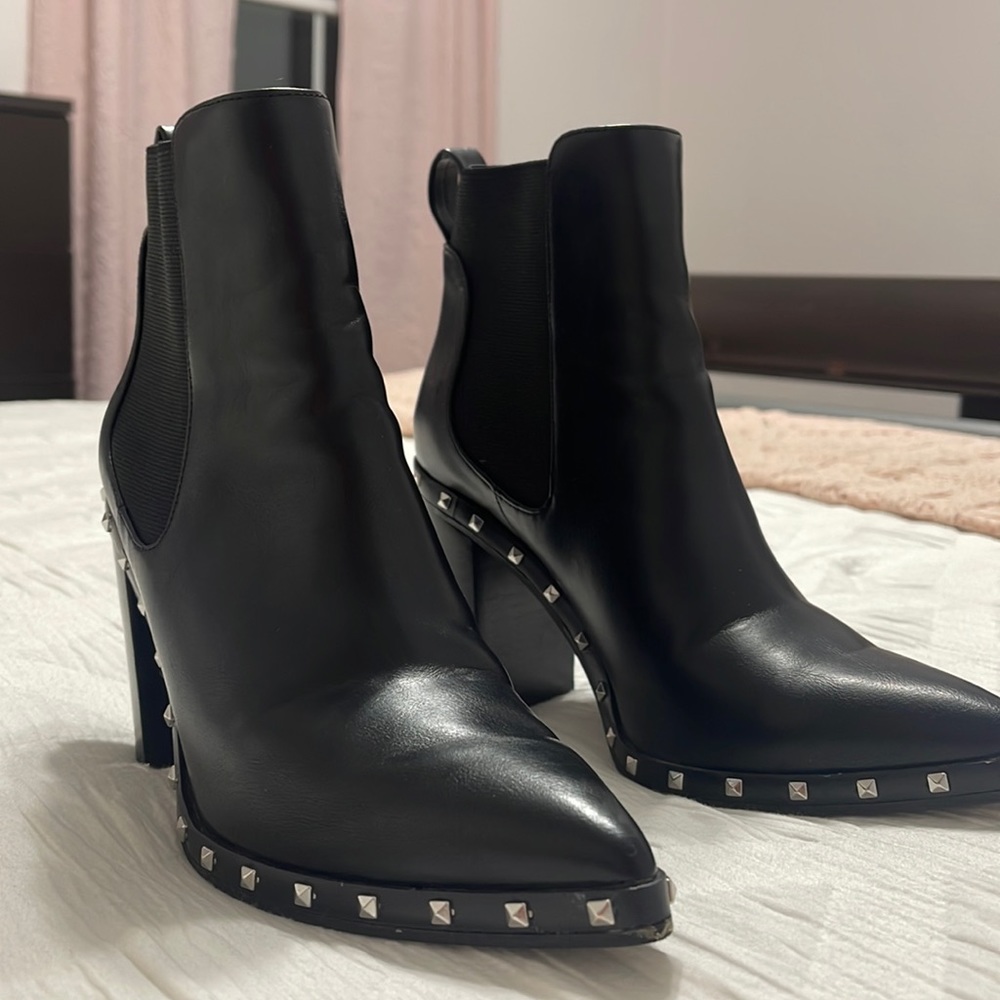 Charles David Leather Boots